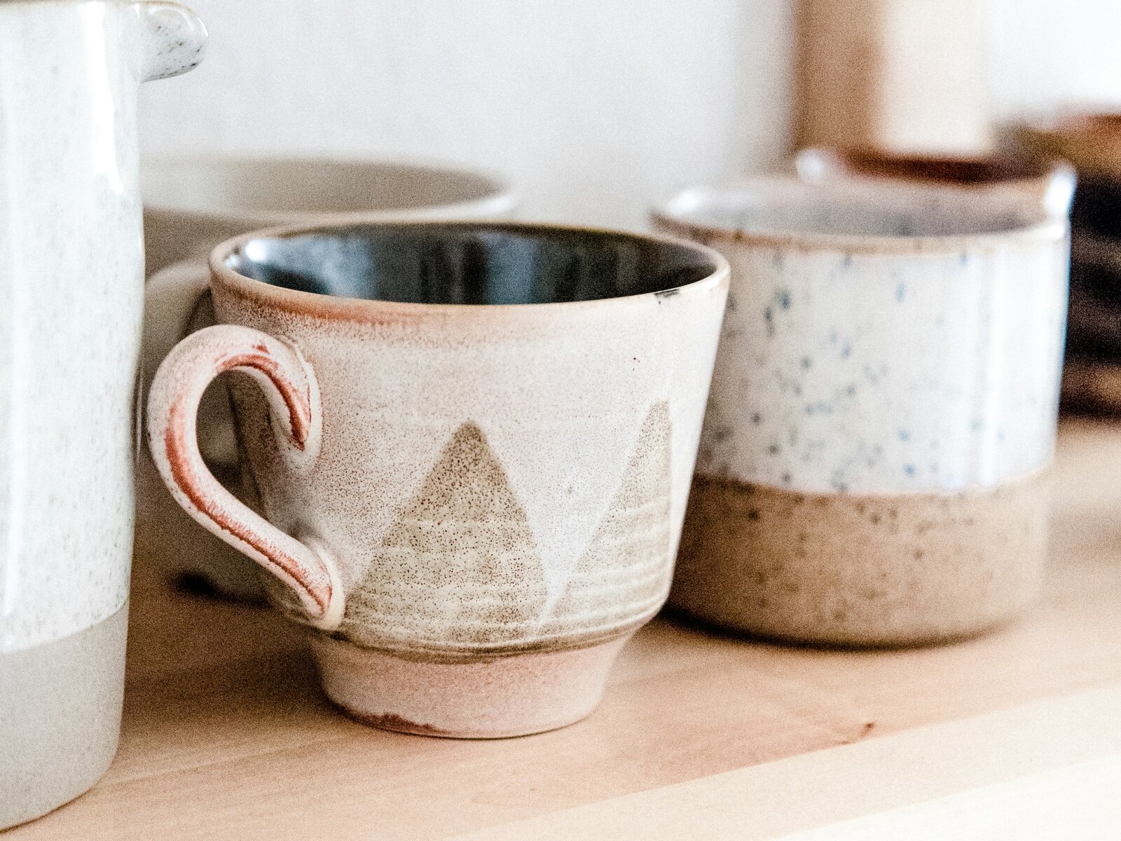 Mugs and beakers